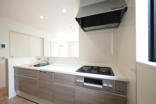 【敷地43坪超／4LDK】川越市宮元町　新築一戸建て　 キッチン