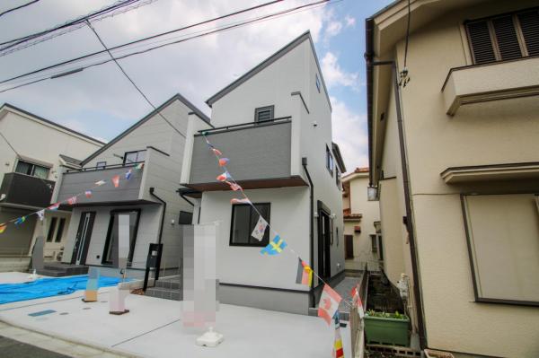 【見学予約受付中♪／収納空間充実】小平市仲町　新築一戸建て (現況)外観写真