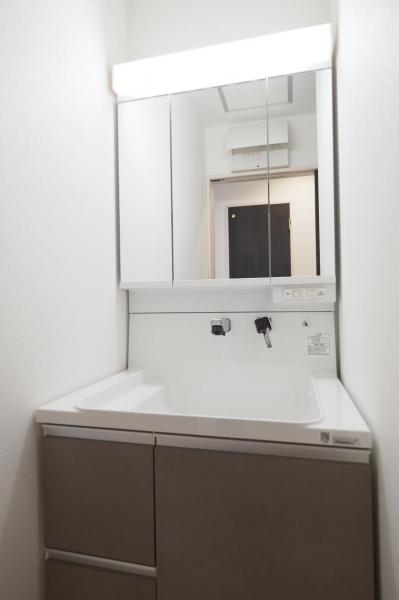 【柳瀬川駅徒歩5分圏内】志木市柏町6丁目　新築一戸建て 洗面化粧台
