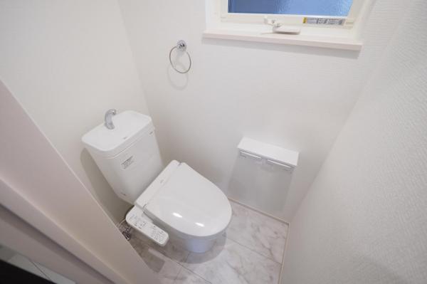 【柳瀬川駅徒歩5分圏内】志木市柏町6丁目　新築一戸建て トイレ