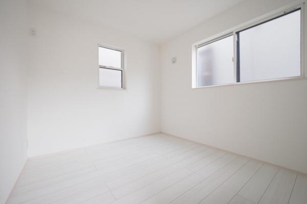 【柳瀬川駅徒歩5分圏内】志木市柏町6丁目　新築一戸建て 寝室