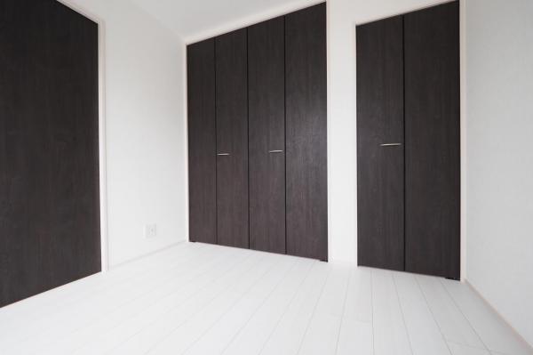 【柳瀬川駅徒歩5分圏内】志木市柏町6丁目　新築一戸建て リビング以外の居室