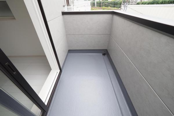 【柳瀬川駅徒歩5分圏内】志木市柏町6丁目　新築一戸建て バルコニー