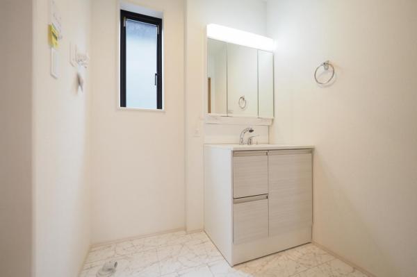 志木市柏町3丁目　新築一戸建て 洗面化粧台