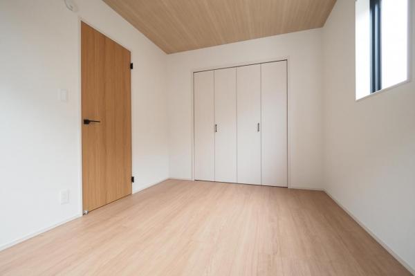 志木市柏町3丁目　新築一戸建て 寝室