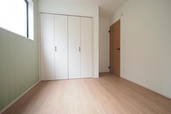 志木市柏町3丁目　新築一戸建て 収納