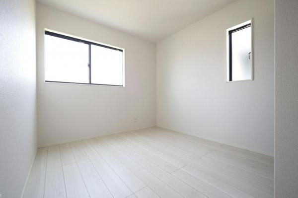 川越市小仙波2丁目　新築一戸建て 洋室