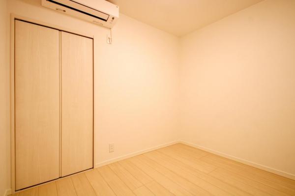 セザール上井草　1階 洋室