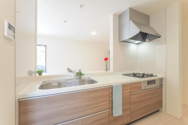 【駅徒歩15分・LDK19.5帖】富士見市渡戸3丁目　新築一戸建て キッチン