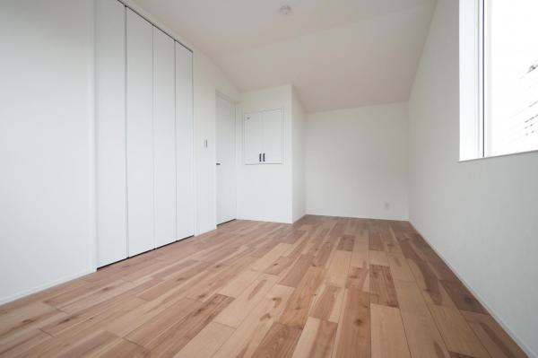 新座市野火止1丁目　新築一戸建て 寝室