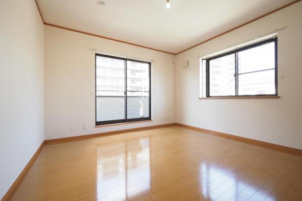 所沢市向陽町　中古一戸建て 寝室