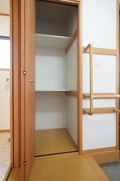 所沢市向陽町　中古一戸建て 