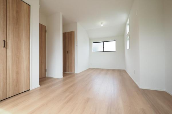 所沢市上新井2丁目　新築一戸建て 洋室