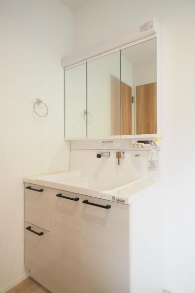 所沢市上新井2丁目　新築一戸建て 洗面化粧台