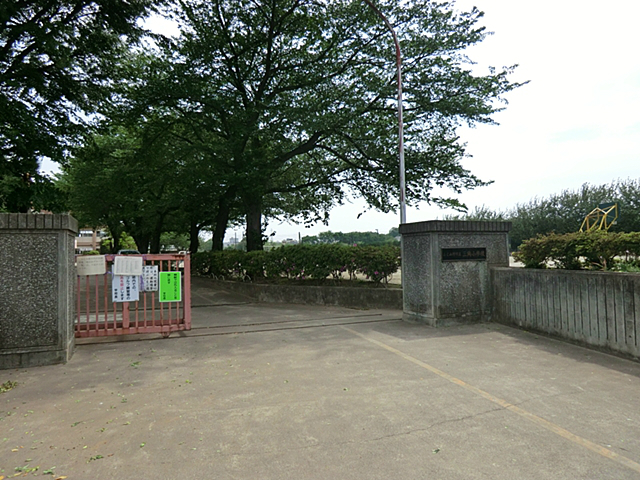 ふじみ野市立三角小学校