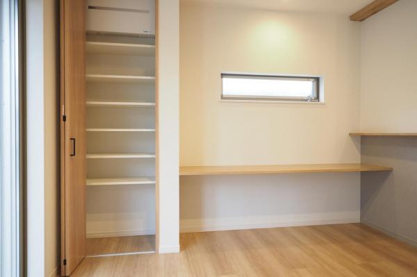 日高市原宿　新築戸建 リビング