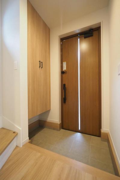 日高市原宿　新築戸建 玄関