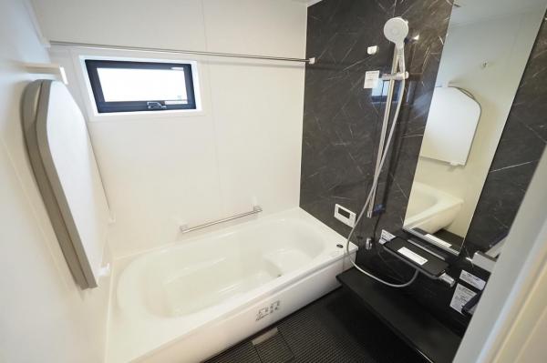 日高市原宿　新築戸建 浴室