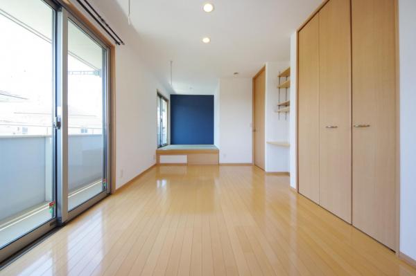 【リフォーム完了／南庭＆ウッドデッキ付】川越市笠幡　中古一戸建て 洋室