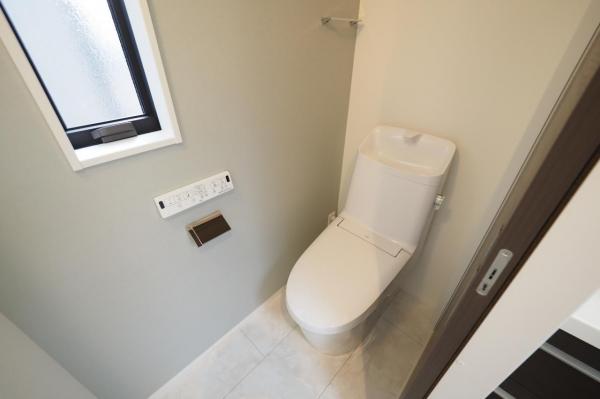 志木市中宗岡2丁目　新築一戸建て トイレ