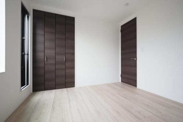 志木市中宗岡2丁目　新築一戸建て 洋室