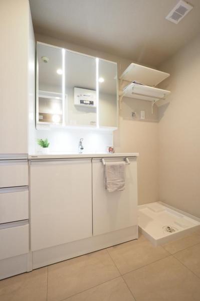 レクセル朝霞　5階 洗面化粧台