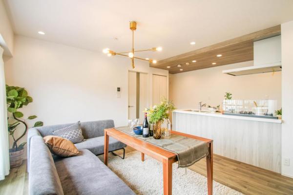 ダイアパレス武蔵関　5階 リビングダイニング