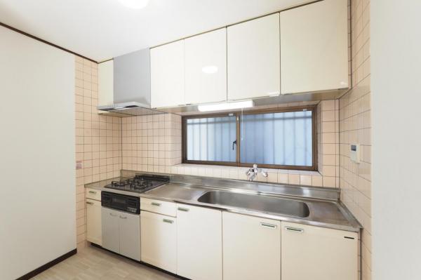 所沢市東狭山ヶ丘1丁目　中古戸建て キッチン