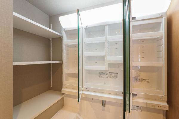 【駅徒歩7分・三方角部屋】アーベイン鶴瀬ウェルディ　4階 