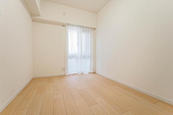 【駅徒歩7分・三方角部屋】アーベイン鶴瀬ウェルディ　4階 