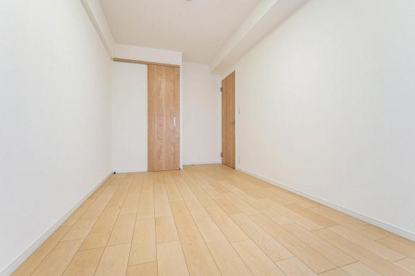 【駅徒歩7分・三方角部屋】アーベイン鶴瀬ウェルディ　4階 