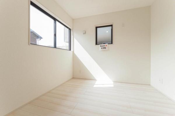 【土地40坪・4ＬＤＫ】川越市藤間　新築一戸建て 洋室