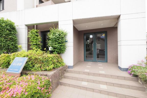 エクセルふじみ野　3階 エントランス（外）