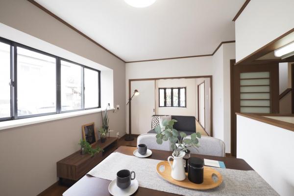 川越市野田町2丁目　中古一戸建て リビングダイニング