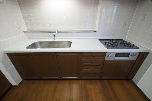 日高市南平沢　中古一戸建て キッチン