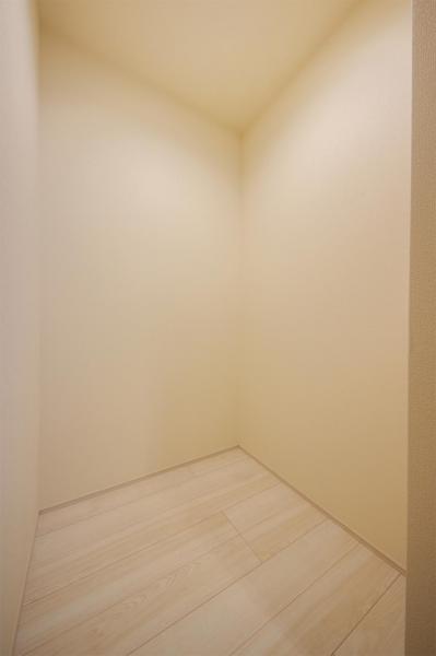 【初春おすすめ物件　ZEH省エネ住宅】富士見市鶴馬3丁目　新築一戸建て 収納