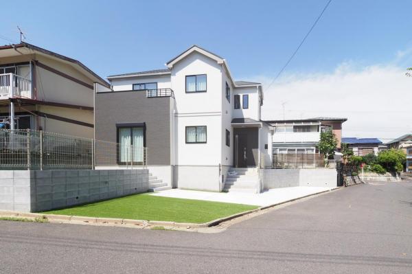 入間市大字新久　新築一戸建て 駐車場