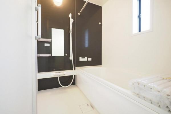 西東京市南町3丁目　新築一戸建て 浴室