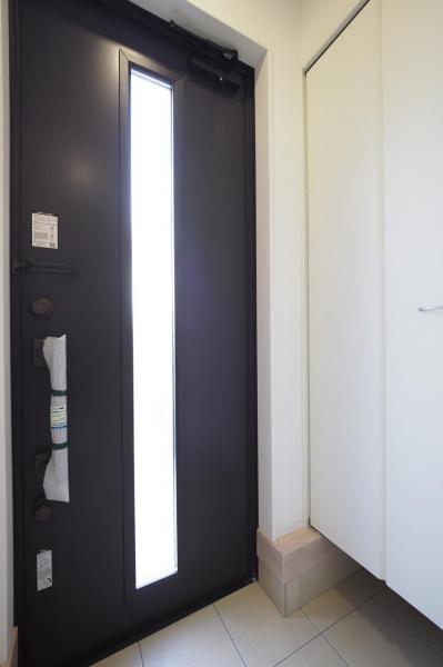 西東京市南町3丁目　新築一戸建て 玄関