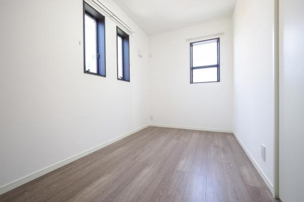 【見学予約受付中♪／角地／スカイバルコニー】清瀬市中里5丁目　未入居一戸建て 子供部屋