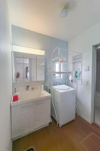 狭山市上奥富　中古一戸建て 脱衣所