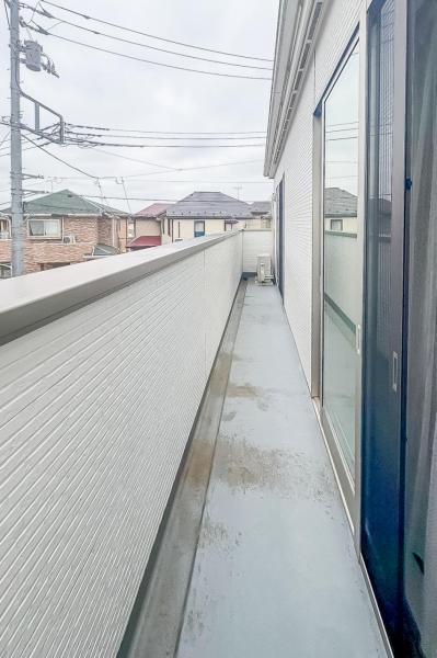 狭山市上奥富　中古一戸建て バルコニー