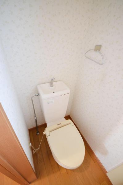 【住協おあずかり物件】日高市鹿山　中古一戸建て  トイレ