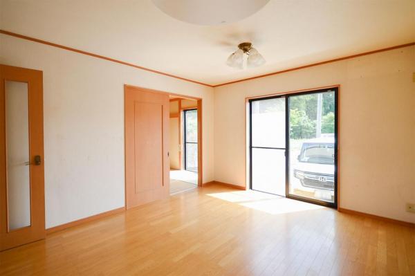 【住協おあずかり物件】日高市鹿山　中古一戸建て  ダイニングキッチン