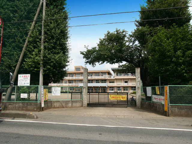 三芳町立三芳小学校