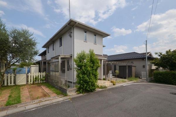 【武蔵高萩駅徒歩10分圏内】日高市武蔵高萩4丁目　中古一戸建て (現況)外観写真