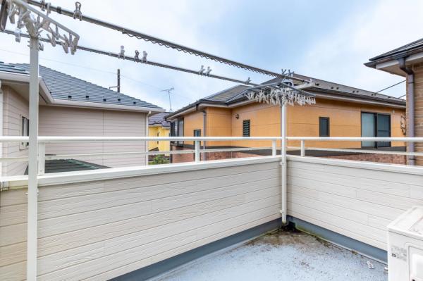 【住協だけのお預かり物件】入間市上藤沢　中古一戸建て バルコニー