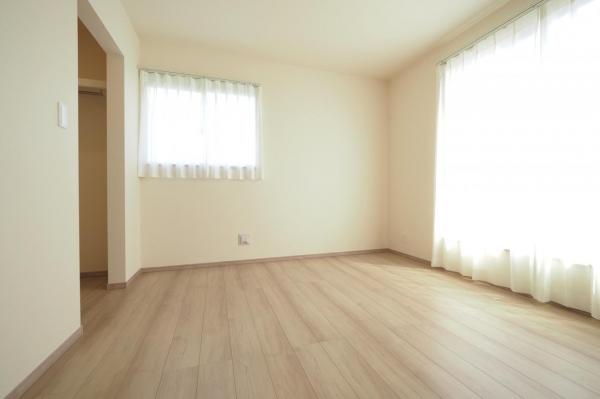 狭山市大字東三ツ木　新築一戸建て　全2棟 寝室