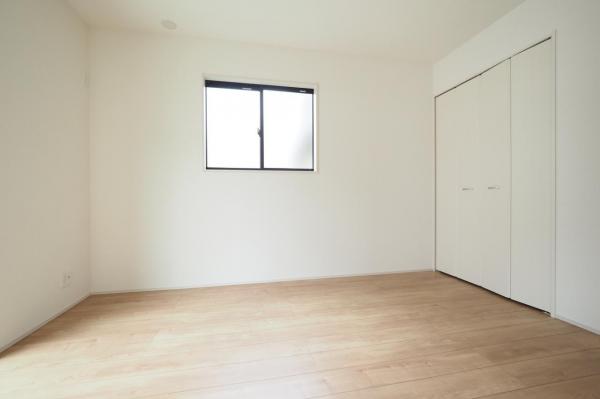 狭山市広瀬東4丁目　新築一戸建て 洋室