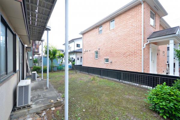 鶴ヶ島市藤金　中古一戸建て 庭